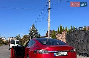 Лифтбек Tesla Model S 2018 в Житомире