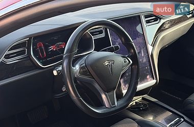 Ліфтбек Tesla Model S 2018 в Львові