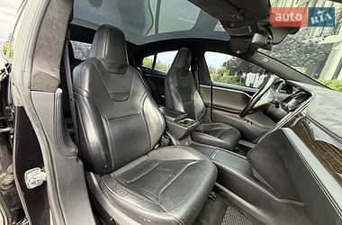 Лифтбек Tesla Model S 2017 в Стрые