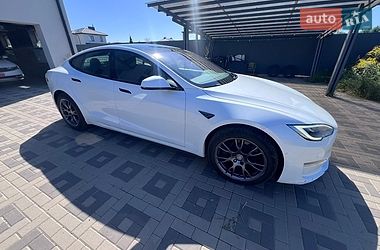 Ліфтбек Tesla Model S 2021 в Києві