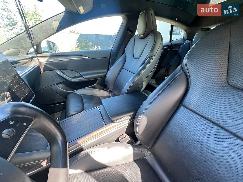 Ліфтбек Tesla Model S 2021 в Києві