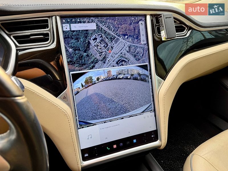 Ліфтбек Tesla Model S 2013 в Полтаві