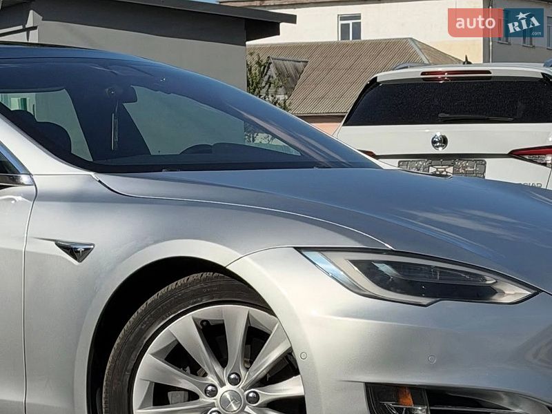 Ліфтбек Tesla Model S 2018 в Ужгороді фото 3 Ліфтбек Tesla Model S 2018 в Ужгороді