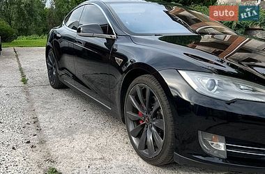 Лифтбек Tesla Model S 2014 в Обухове