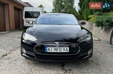 Лифтбек Tesla Model S 2014 в Обухове