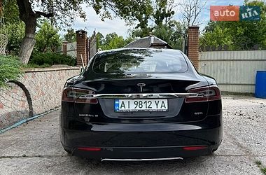 Лифтбек Tesla Model S 2014 в Обухове
