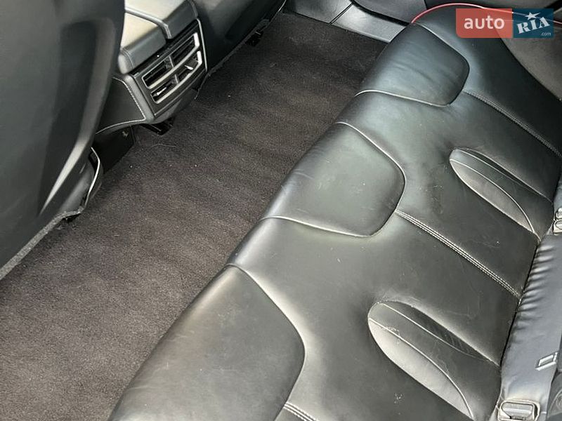 Лифтбек Tesla Model S 2014 в Обухове