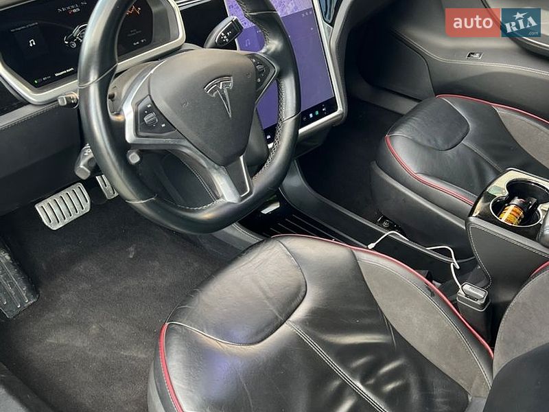 Лифтбек Tesla Model S 2014 в Обухове