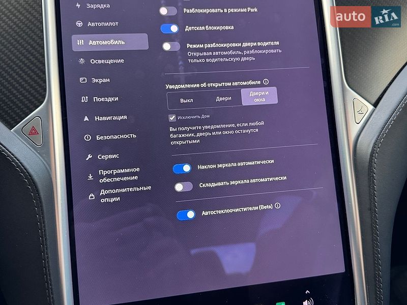 Ліфтбек Tesla Model S 2017 в Івано-Франківську