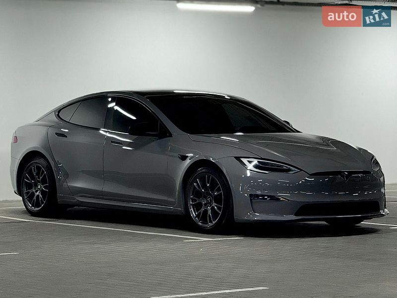 Ліфтбек Tesla Model S 2021 в Києві