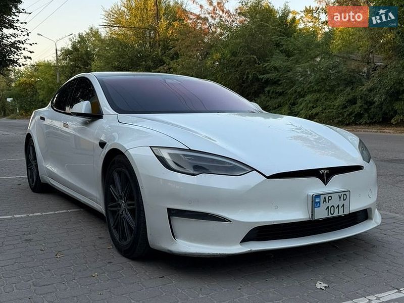 Ліфтбек Tesla Model S 2021 в Дніпрі фото 7 Ліфтбек Tesla Model S 2021 в Дніпрі