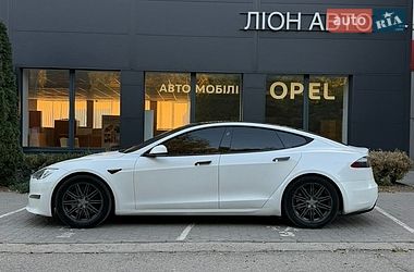 Ліфтбек Tesla Model S 2021 в Дніпрі фото 27 Ліфтбек Tesla Model S 2021 в Дніпрі