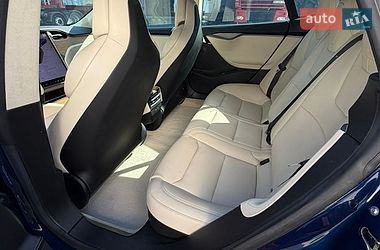Лифтбек Tesla Model S 2018 в Виннице