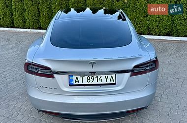 Лифтбек Tesla Model S 2013 в Трускавце