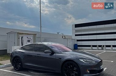 Ліфтбек Tesla Model S 2018 в Києві