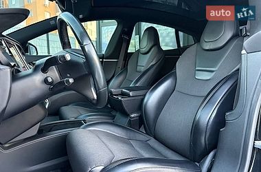 Ліфтбек Tesla Model S 2018 в Києві