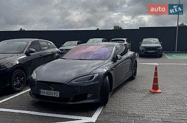 Ліфтбек Tesla Model S 2018 в Києві