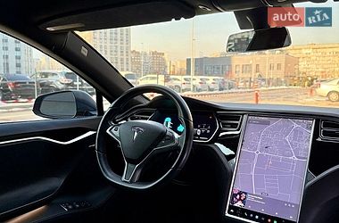 Ліфтбек Tesla Model S 2018 в Києві