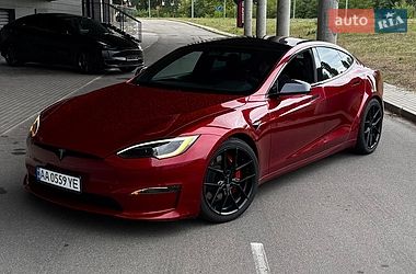 Лифтбек Tesla Model S 2024 в Киеве