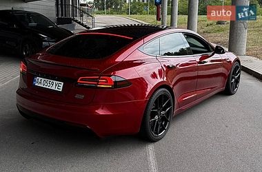 Лифтбек Tesla Model S 2024 в Киеве