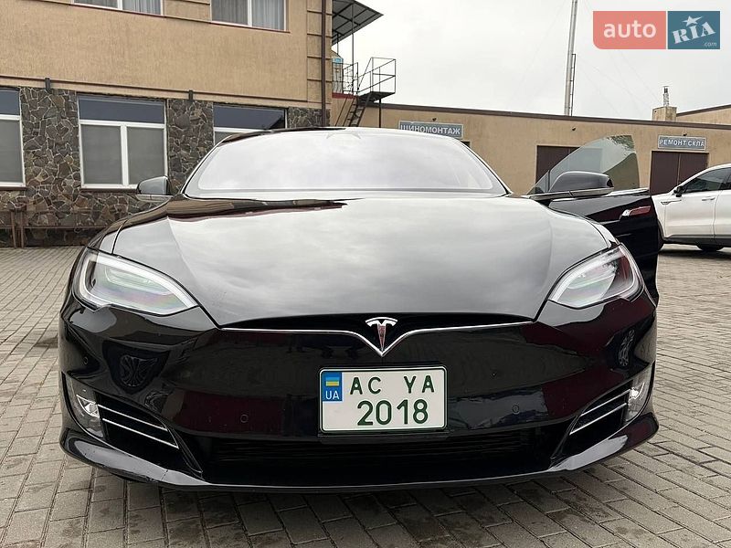 Лифтбек Tesla Model S 2016 в Владимире фото Лифтбек Tesla Model S 2016 в Владимире
