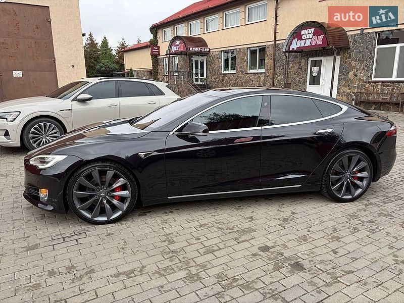 Лифтбек Tesla Model S 2016 в Владимире фото 3 Лифтбек Tesla Model S 2016 в Владимире