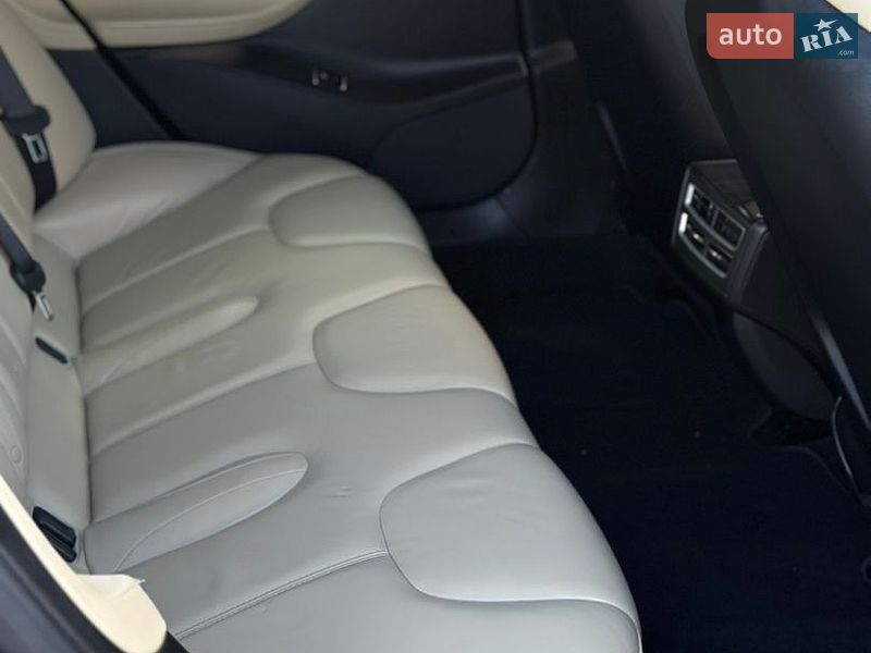Лифтбек Tesla Model S 2013 в Виннице фото 17 Лифтбек Tesla Model S 2013 в Виннице