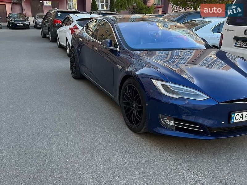 Ліфтбек Tesla Model S 2016 в Софіївській Борщагівці фото 4 Ліфтбек Tesla Model S 2016 в Софіївській Борщагівці