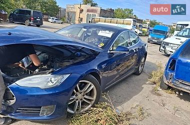 Лифтбек Tesla Model S 2015 в Николаеве