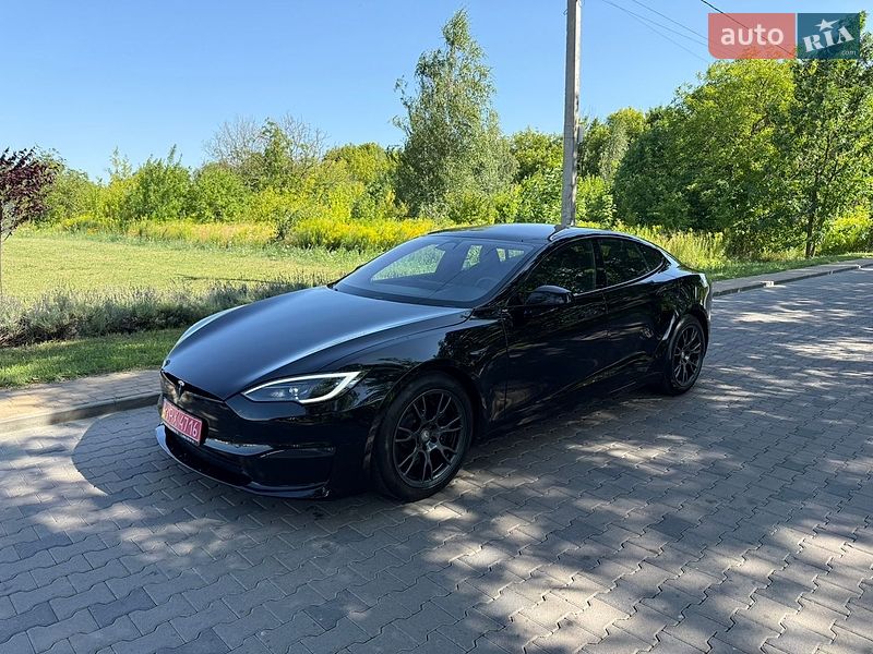 Лифтбек Tesla Model S 2023 в Ровно