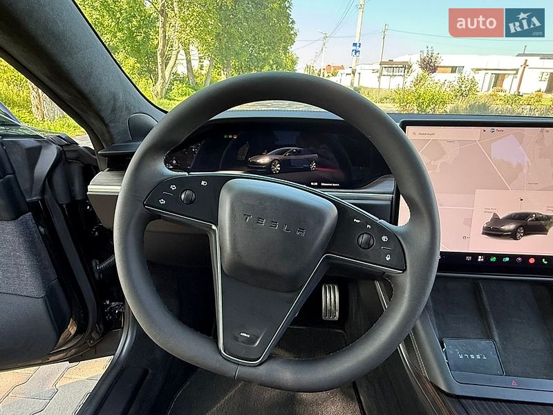Лифтбек Tesla Model S 2023 в Ровно