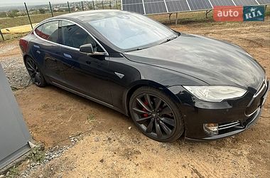 Ліфтбек Tesla Model S 2015 в Миколаєві фото 5 Ліфтбек Tesla Model S 2015 в Миколаєві