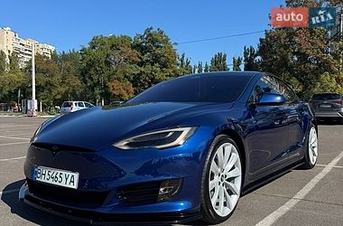 Лифтбек Tesla Model S 2017 в Одессе