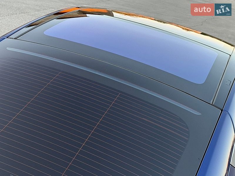 Лифтбек Tesla Model S 2016 в Ровно