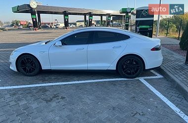 Лифтбек Tesla Model S 2015 в Белой Церкви