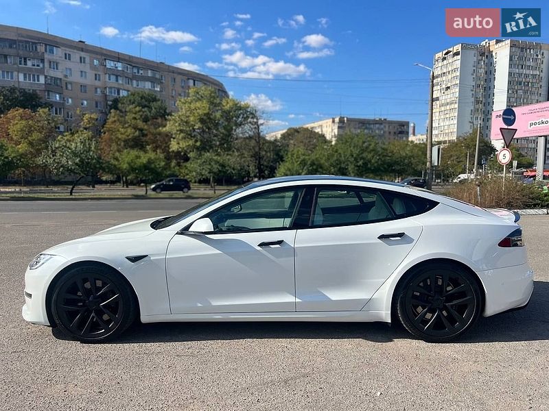 Ліфтбек Tesla Model S 2021 в Одесі