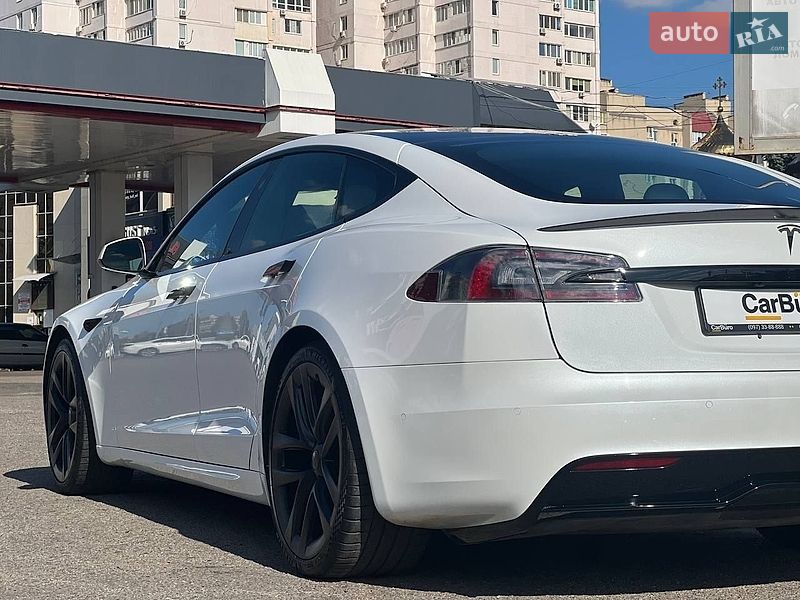 Ліфтбек Tesla Model S 2021 в Одесі