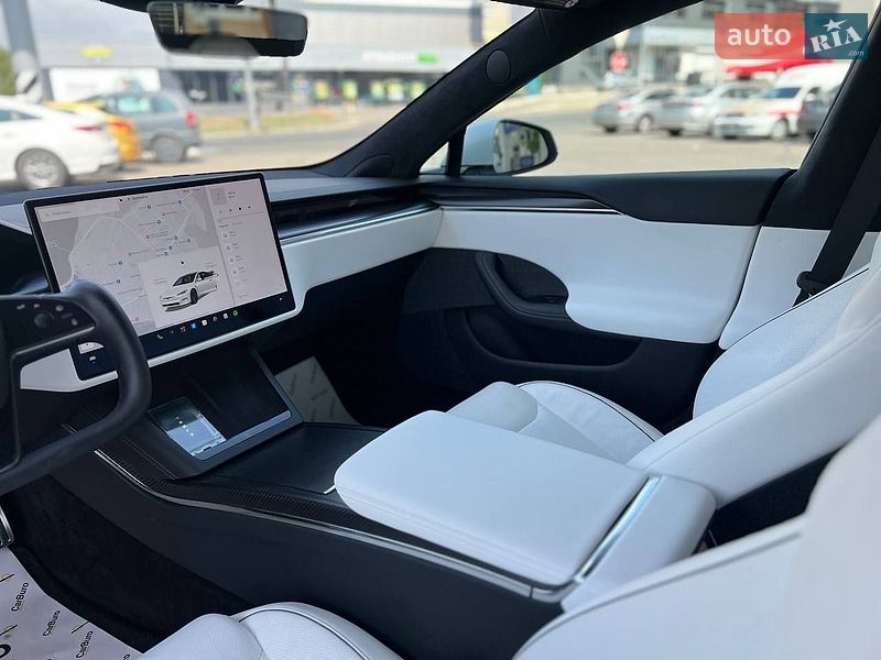 Ліфтбек Tesla Model S 2021 в Одесі