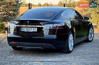 Лифтбек Tesla Model S 2013 в Дрогобыче