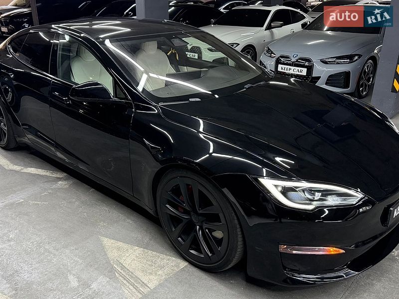 Лифтбек Tesla Model S 2023 в Одессе