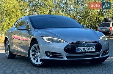 Лифтбек Tesla Model S 2013 в Дрогобыче