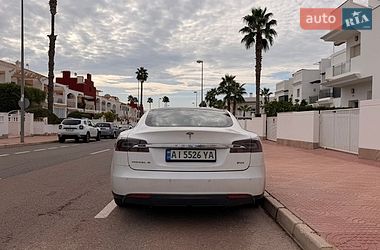 Лифтбек Tesla Model S 2014 в Киеве