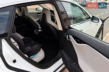 Лифтбек Tesla Model S 2014 в Киеве