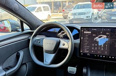 Лифтбек Tesla Model S 2023 в Киеве