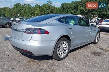 Лифтбек Tesla Model S 2018 в Житомире