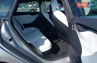Лифтбек Tesla Model S 2018 в Житомире