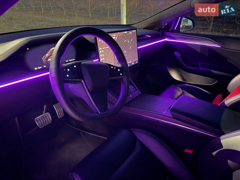 Ліфтбек Tesla Model S 2021 в Києві