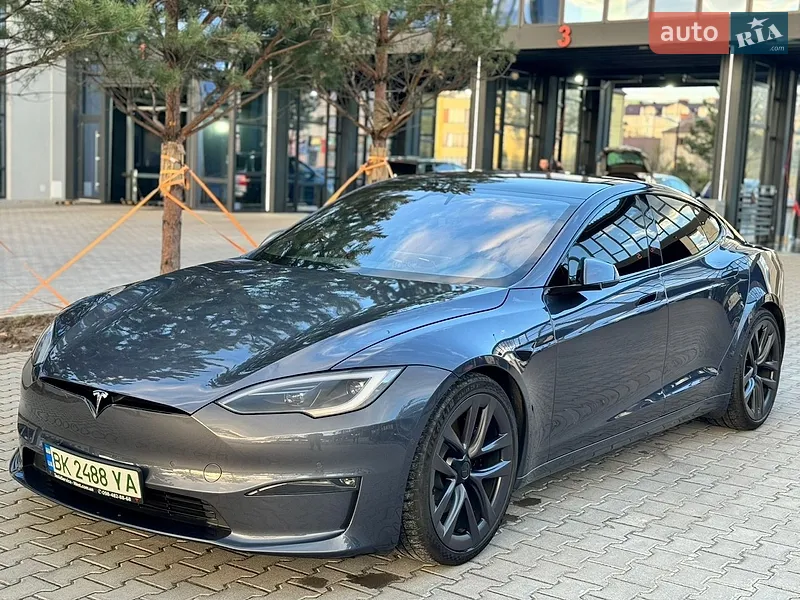 Tesla Model S 2022