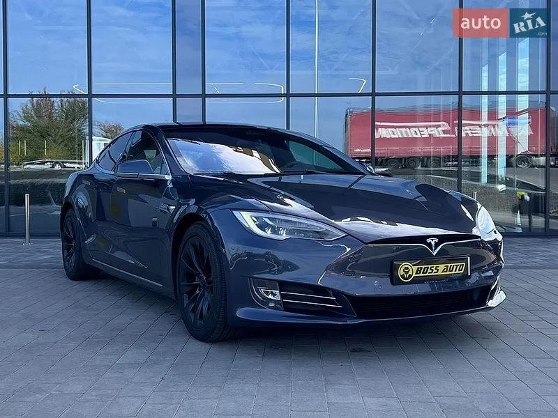 Tesla Model S
