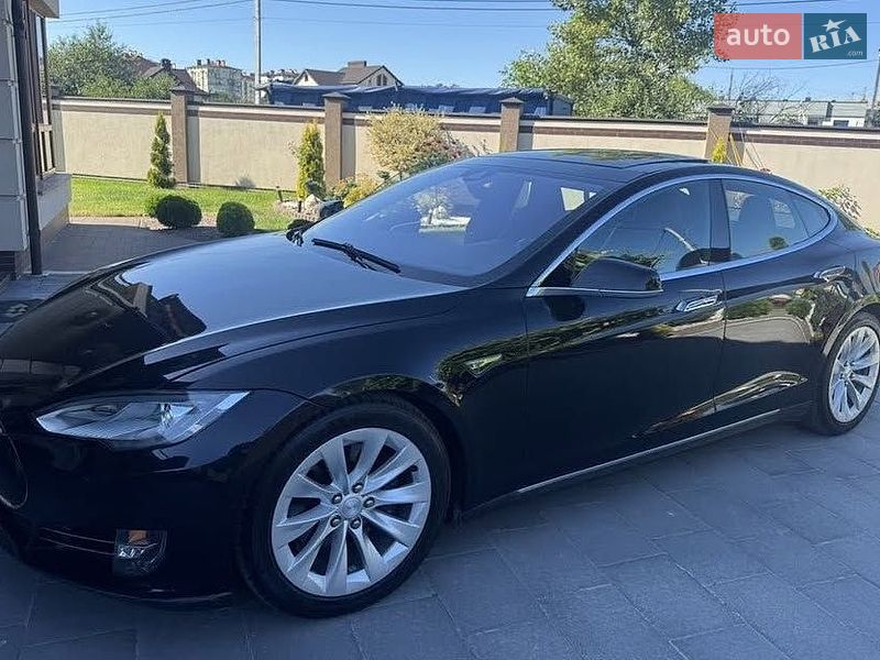 Tesla Model S 2015 Tesla Model S 2015